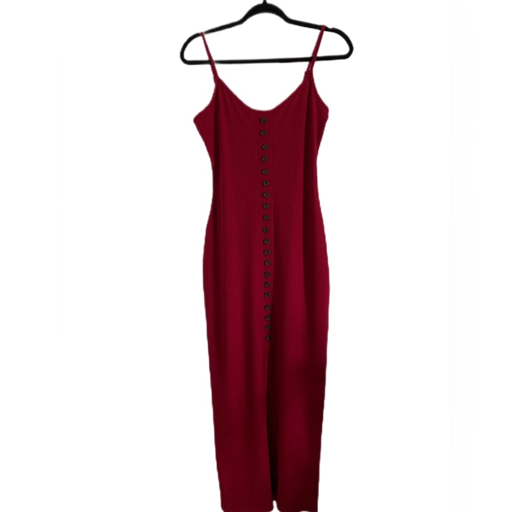 Elegant Red Ribbed Button-Down Maxi Dress